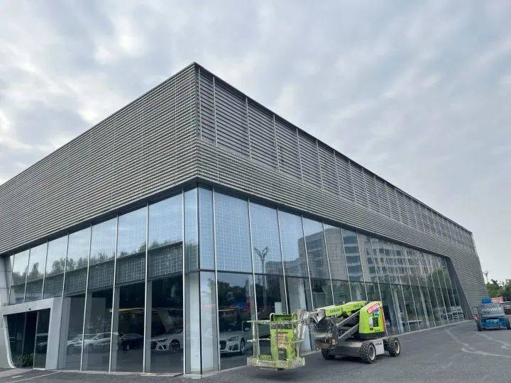 杭州两家大型4S店突然“改造”，不再卖奥迪了？