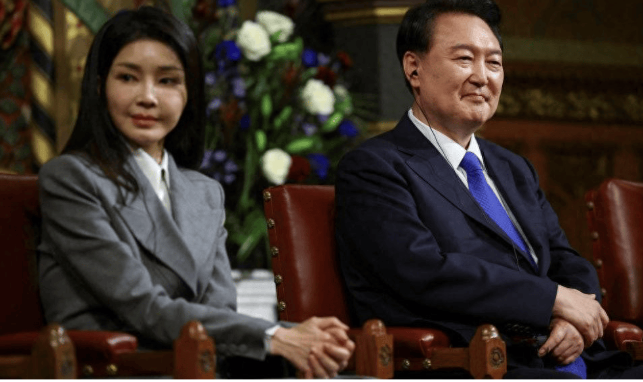 尹锡悦将走到头？弹劾被驳回，支持率不断回升