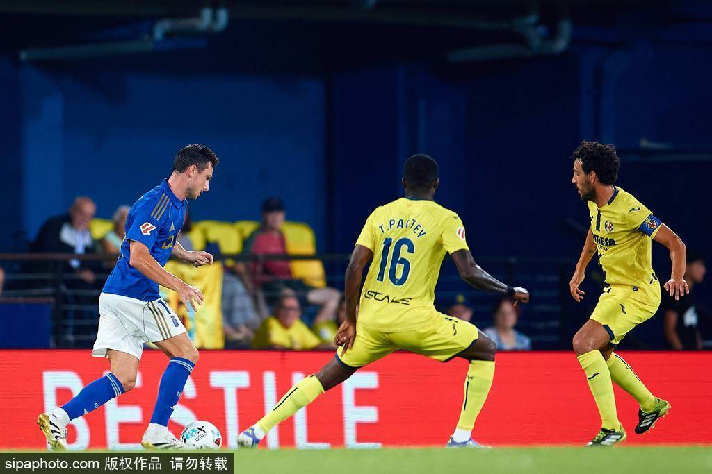 皇马战术变换:罗德里戈与马斯坦托诺被替换,维尼修斯与迪亚斯登场分析