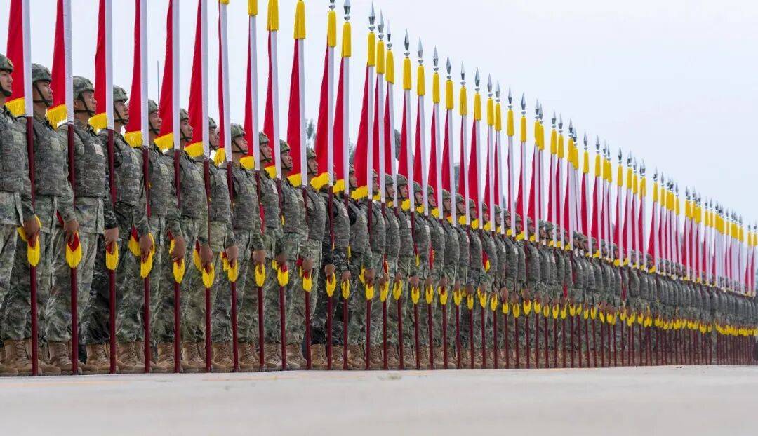 此时此刻的天安门广场