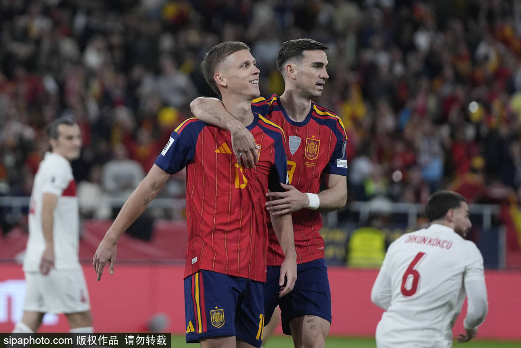 直通世界杯!世预赛-奥尔莫破门 西班牙2-2土耳其