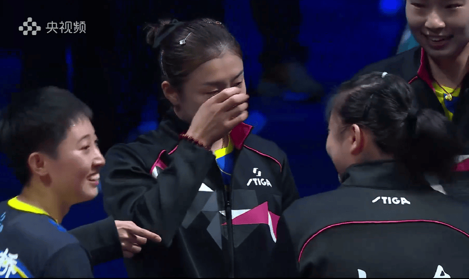 山东夺冠！陈梦哭了……